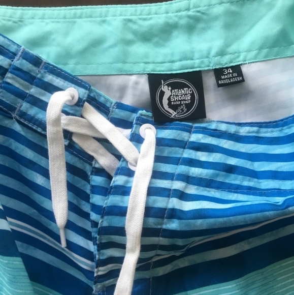 Atlantic Shoals Surf Shop Men’s Blue Striped Board Shorts Size 34 - Picture 7 of 9